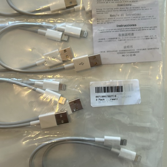 Brand new never opened lightning cables for charging iPhone - Picture 3 of 3